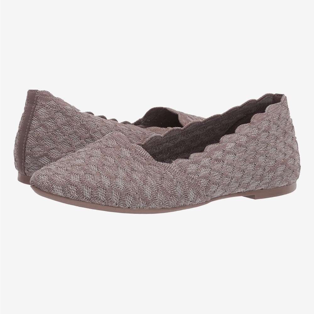 Skechers Cleo memory foam flats